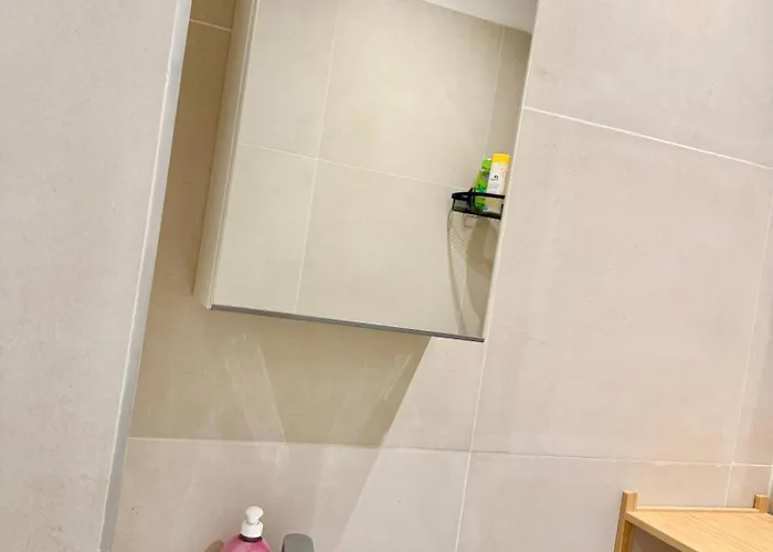 Stylish Renovated Near Center Apartment